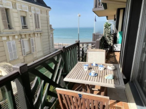 Appartement 2 pièces avec balcon proche centre-ville - FR-1-487-334